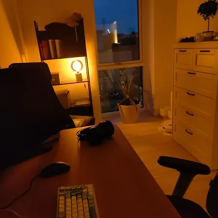 Modern 3-room Near St *