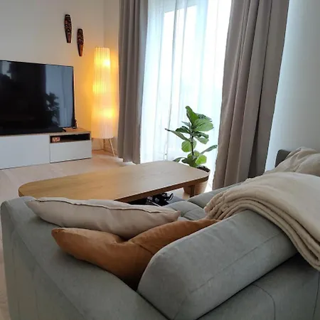 Modern 3-room Near St * Hedehusene
