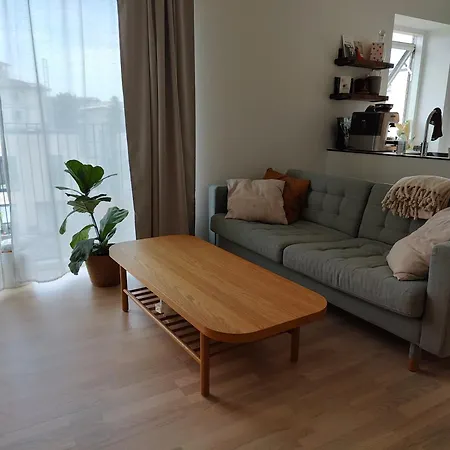 Apartman Modern 3-room Near St *